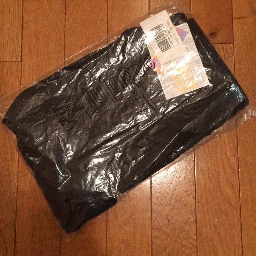 NWT Black OS LuLaRoe Leggings